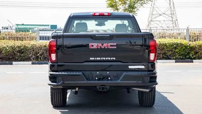 2026 GMC Sierra 1500 CREWCAB ELEVATION, schwarz, 0 km, Import VAE — Foto 3 z 21