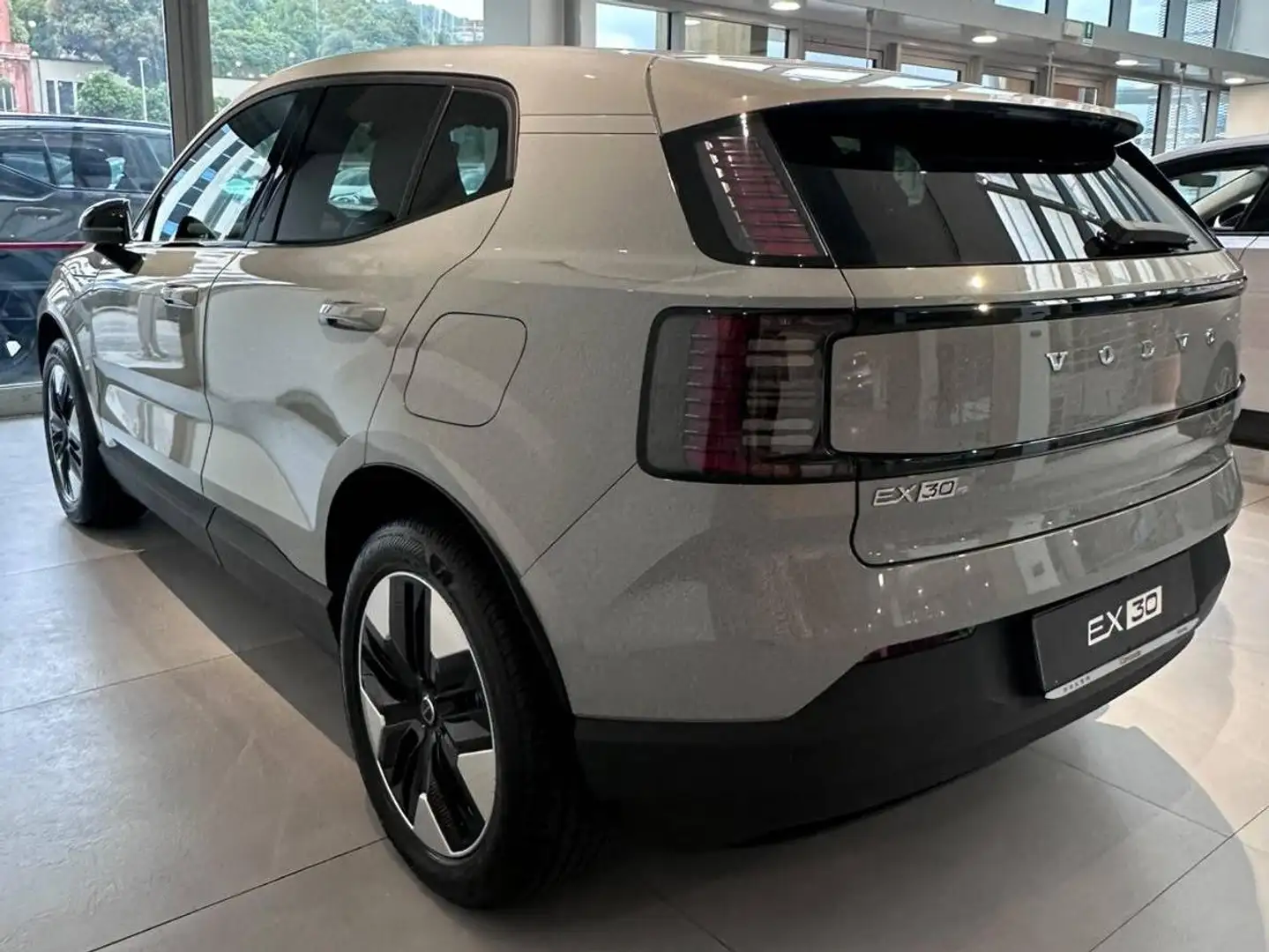 2026 Volvo EX30, 10 km, Italien — Foto 3 z 12