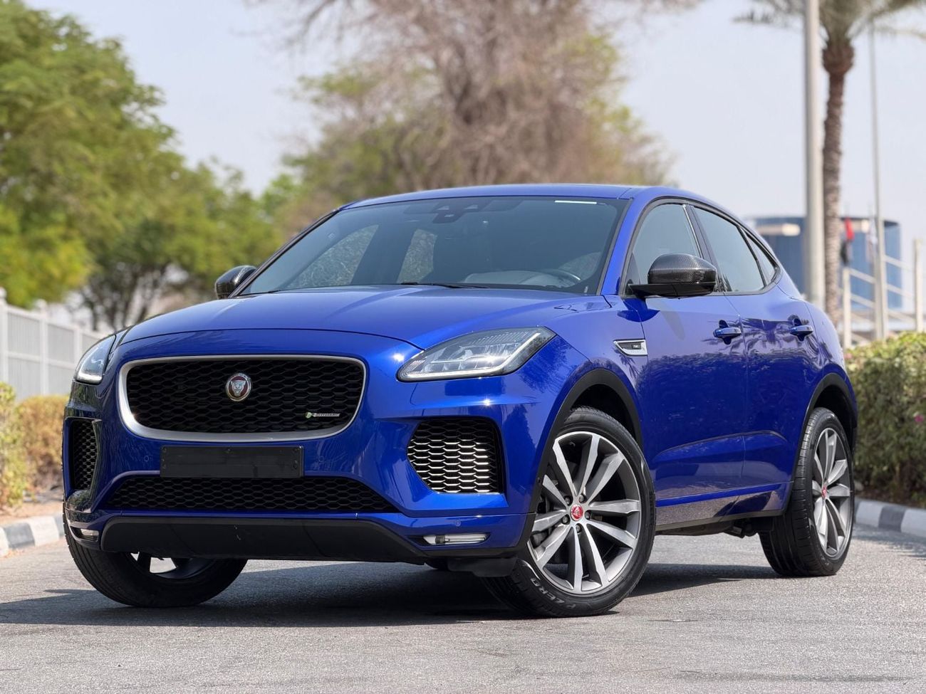 2018 Jaguar E-PACE R-DYNAMIC SE P250, blau, 93.000 km, Import VAE — Foto 1