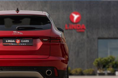 2021 Jaguar E-PACE SE, rot, 62.000 km, Import VAE — Foto 5 z 16