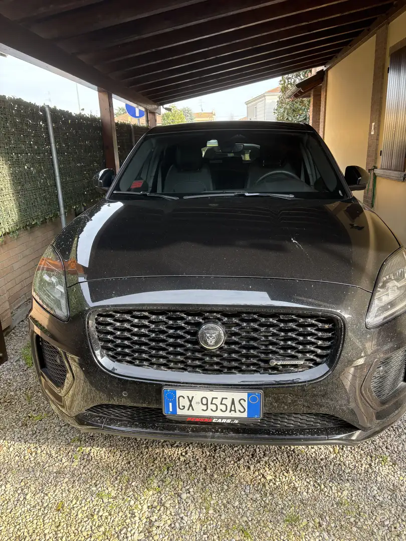 2025 Jaguar E-Pace, 25.000 km, Italien — Foto 1