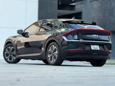 2024 Kia EV6 EARTH, schwarz, 37.000 km, Import VAE — Foto 4 z 10