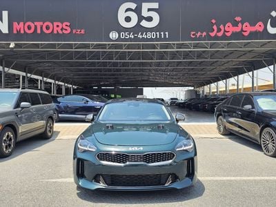 2022 Kia Stinger GT, grün, 52.000 km, Import VAE — Foto 2 z 16