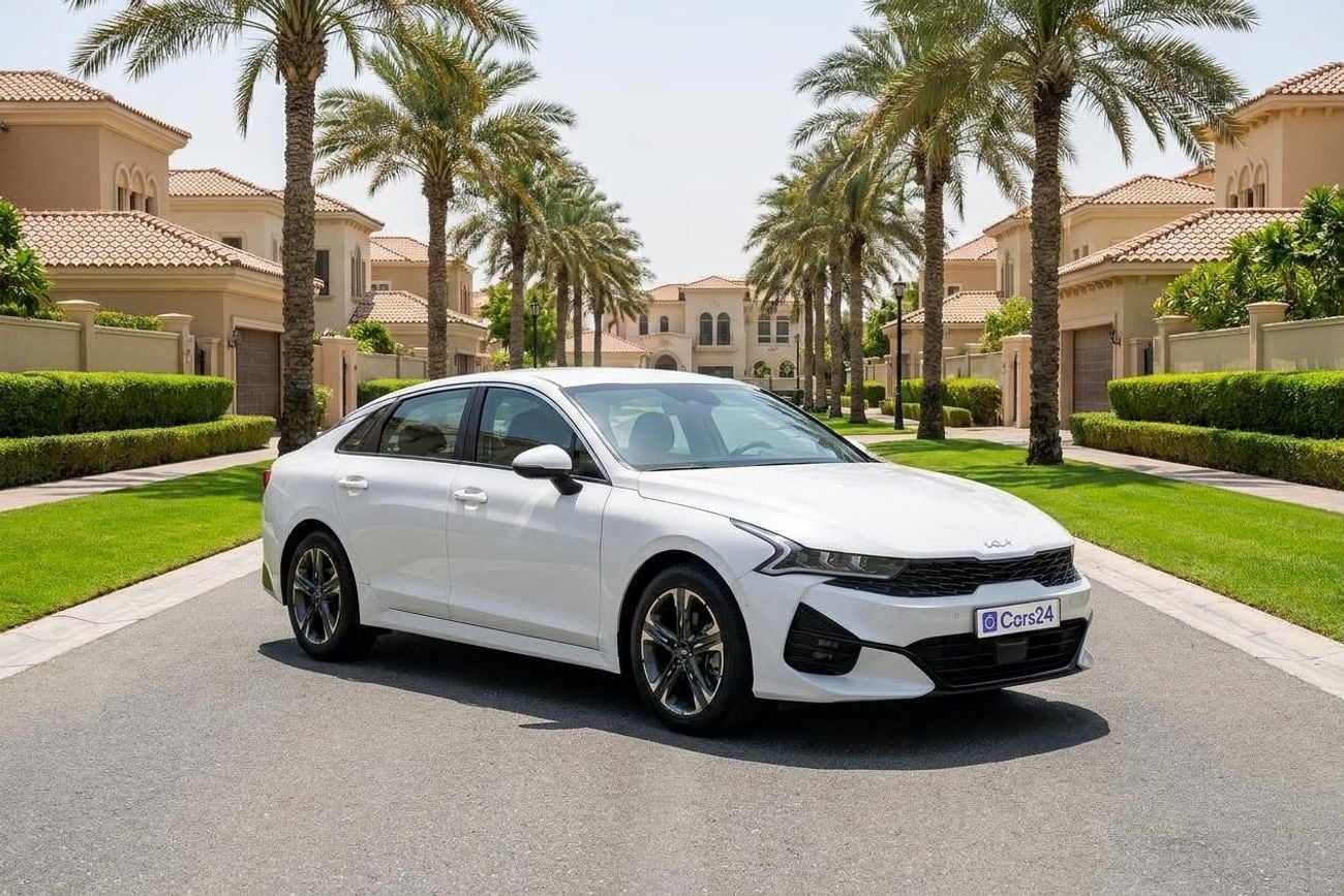 2024 Kia K5 LX, weiß, 45.912 km, Import VAE — Foto 1