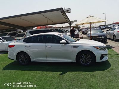 2020 Kia Optima LX, weiß, 171.000 km, Import VAE — Foto 5 z 16