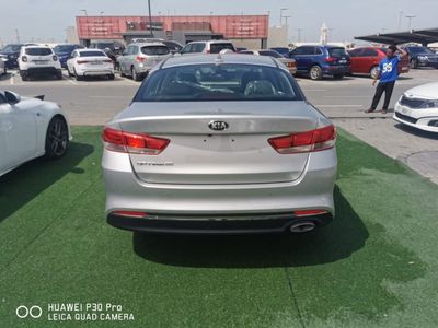 2018 Kia Optima LX, silber, 41.000 km, Import VAE — Foto 16 z 16