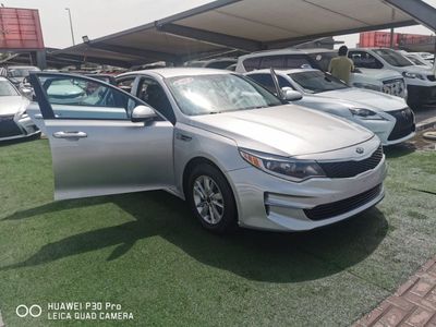 2018 Kia Optima LX, silber, 41.000 km, Import VAE — Foto 7 z 16
