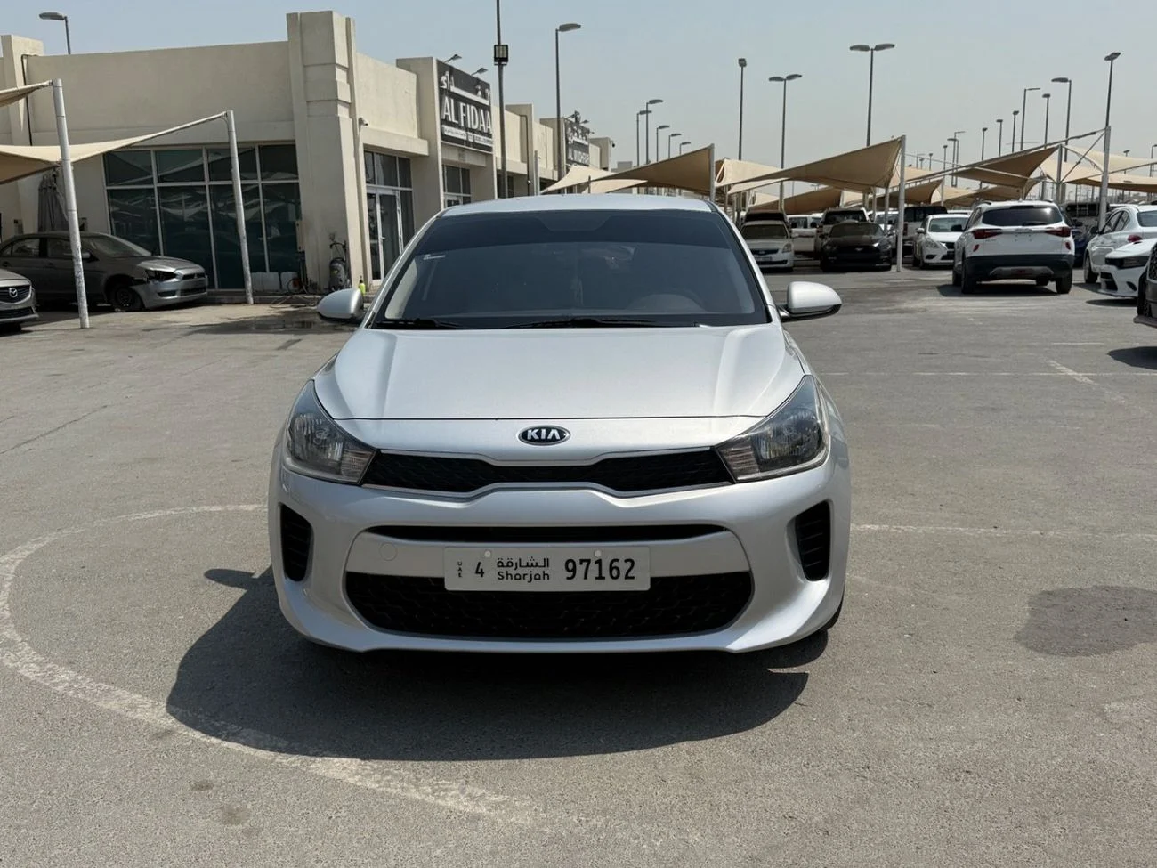 2020 Kia Rio LX, silber, 130.000 km, Import VAE — Foto 1