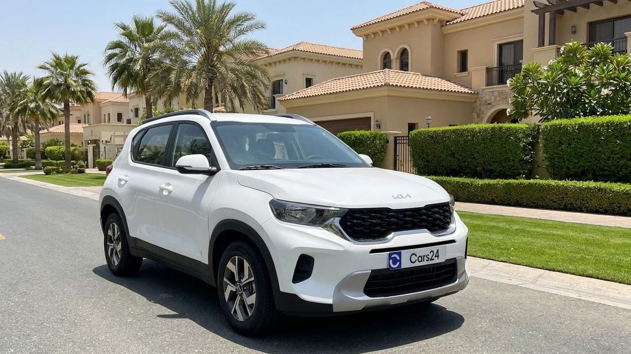 2023 Kia Sonet EX, weiß, 43.962 km, Import VAE — Foto 1