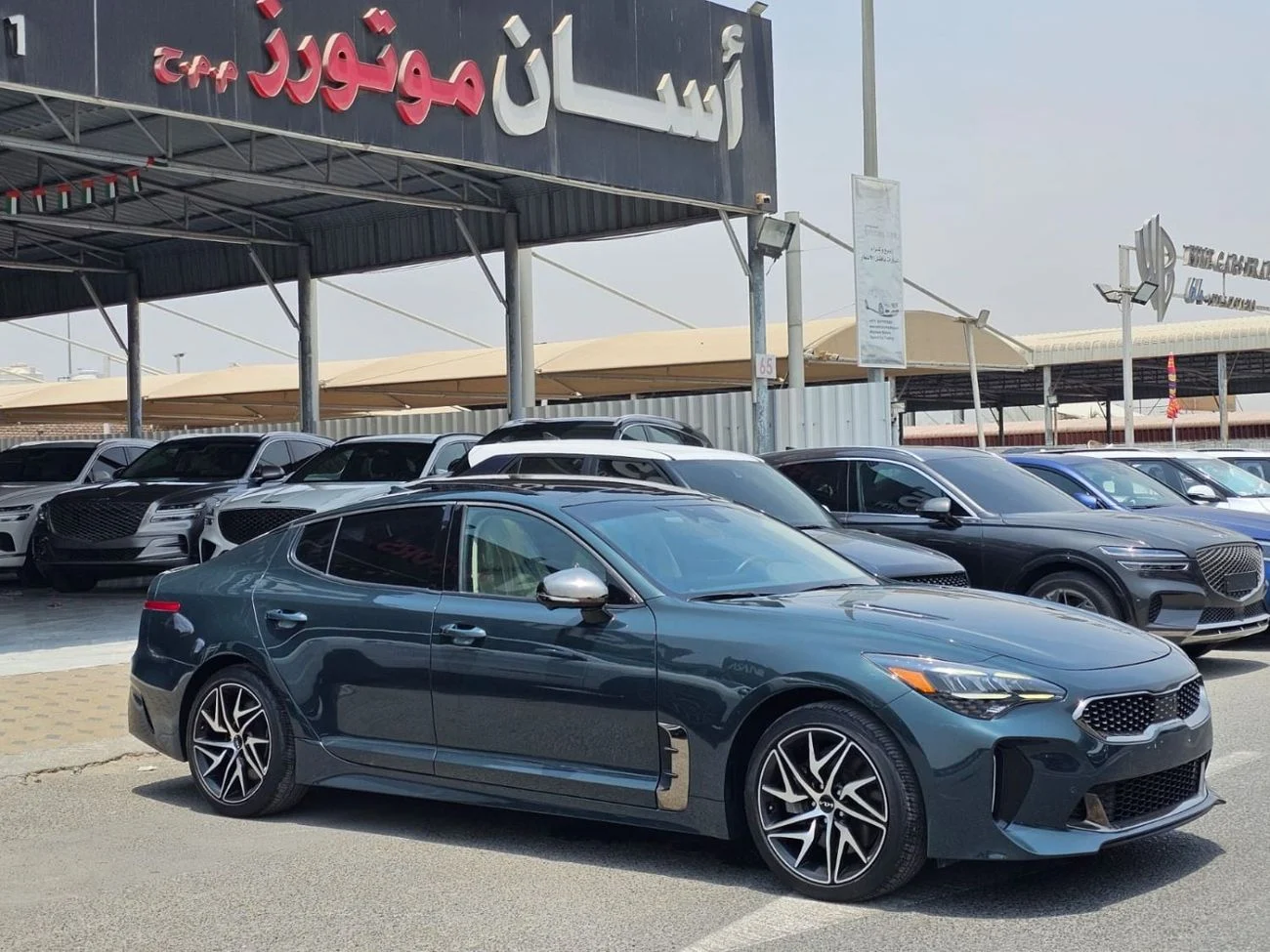 2022 Kia Stinger GT, grün, 33.000 km, Import VAE — Foto 1