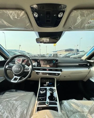 2027 Kia K5, grau, 0 km, Import VAE — Foto 13 z 28
