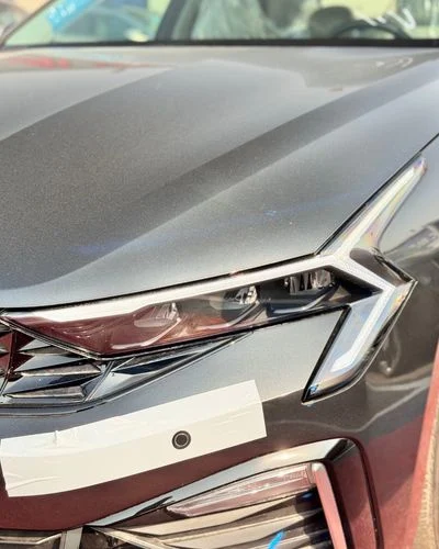 2027 Kia K5, grau, 0 km, Import VAE — Foto 6 z 28