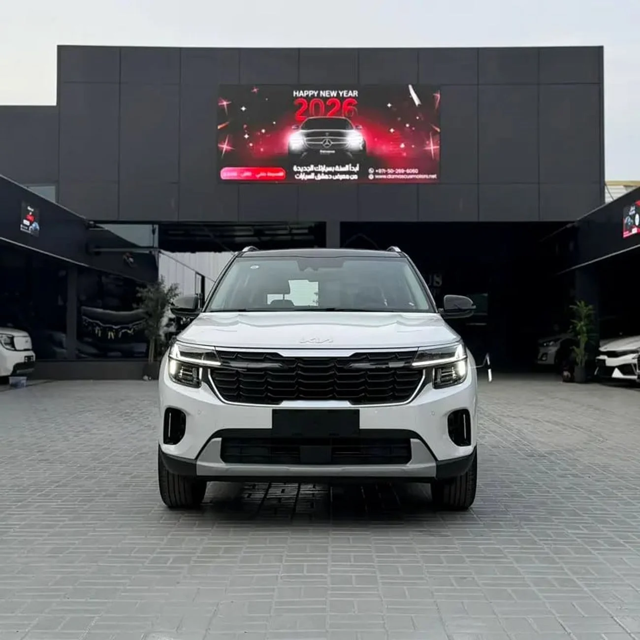 2025 Kia Seltos EX, weiß, 0 km, Import VAE — Foto 1