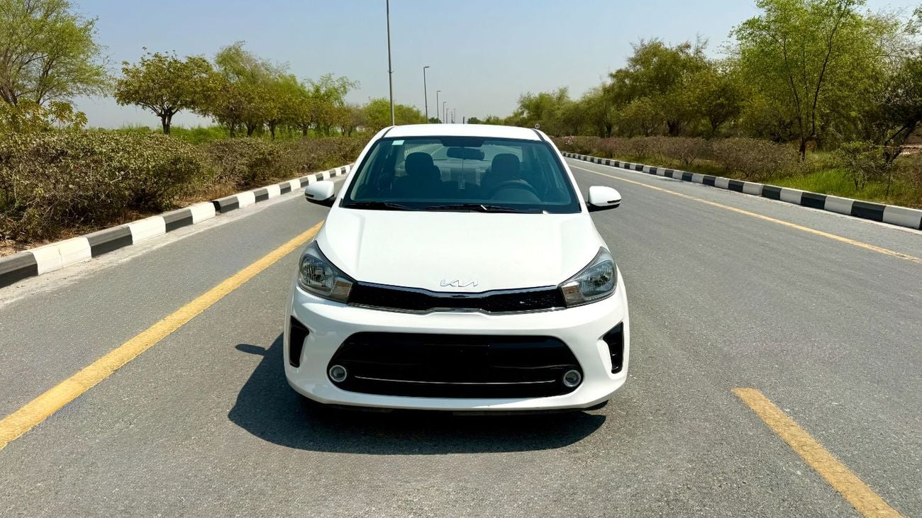 2023 Kia Pegas EX, weiß, 83.000 km, Import VAE — Foto 1 z 16 2023 Kia Pegas EX, weiß, 83.000 km, Import VAE — Foto 1 z 16