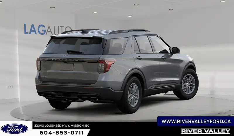 2027 Ford Explorer Active, grau, 0 km, Import Kanada — Foto 3 z 3