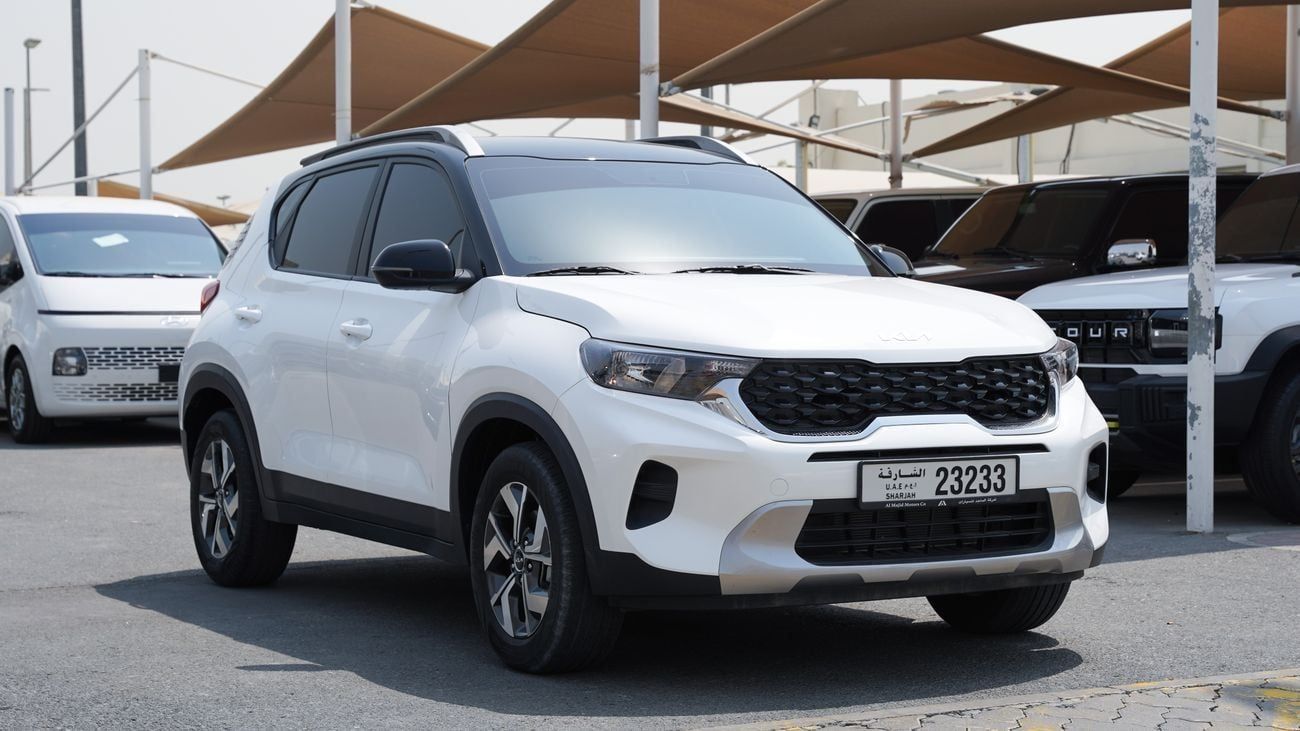 2021 Kia Sonet EX, weiß, 21.000 km, Import VAE — Foto 1