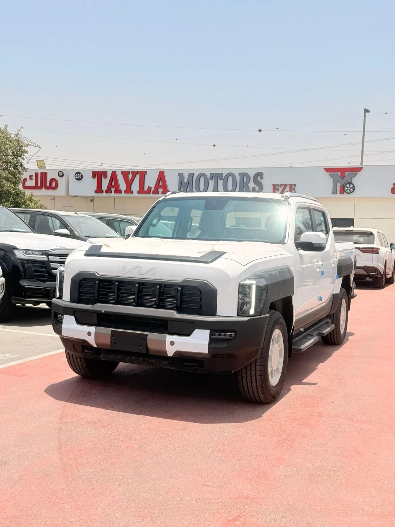 2026 Kia Tasman X PRO, weiß, 0 km, Import VAE — Foto 1