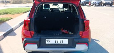 2025 Kia Sonet EX, rot, 0 km, Import VAE — Foto 7 z 20
