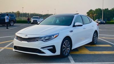 2020 Kia Optima EX, weiß, 72.000 km, Import VAE — Foto 3 z 16