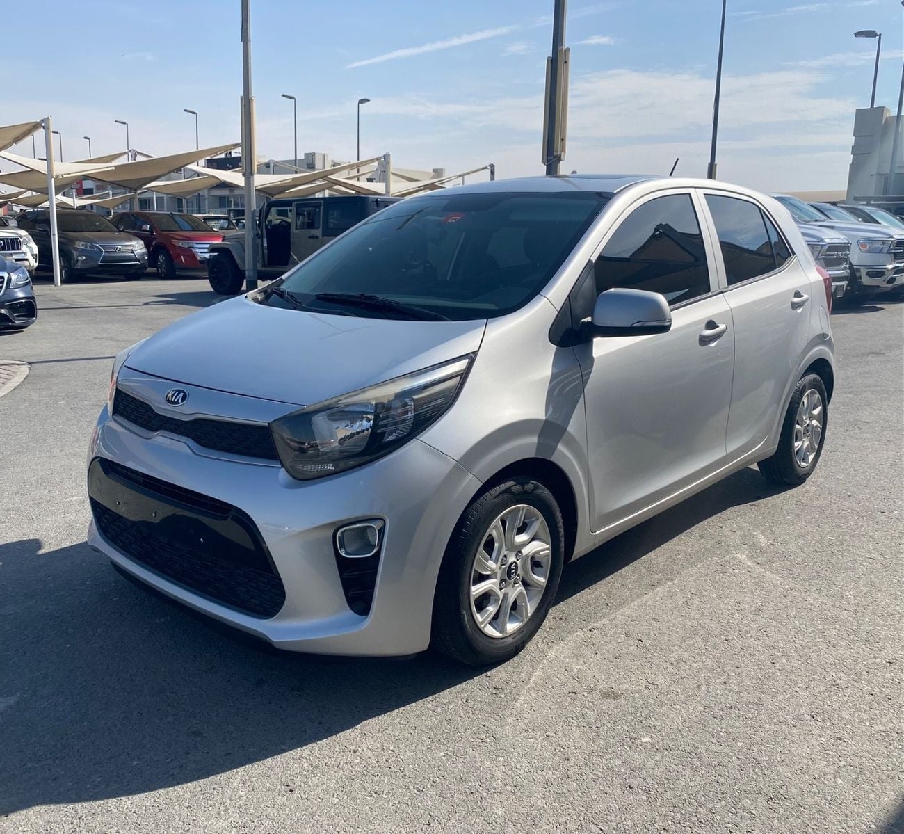 2018 Kia Picanto, silber, 86.000 km, Import VAE — Foto 1