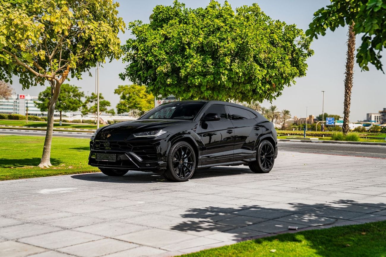 2021 Lamborghini Urus STANDARD, schwarz, 84.500 km, Import VAE — Foto 1