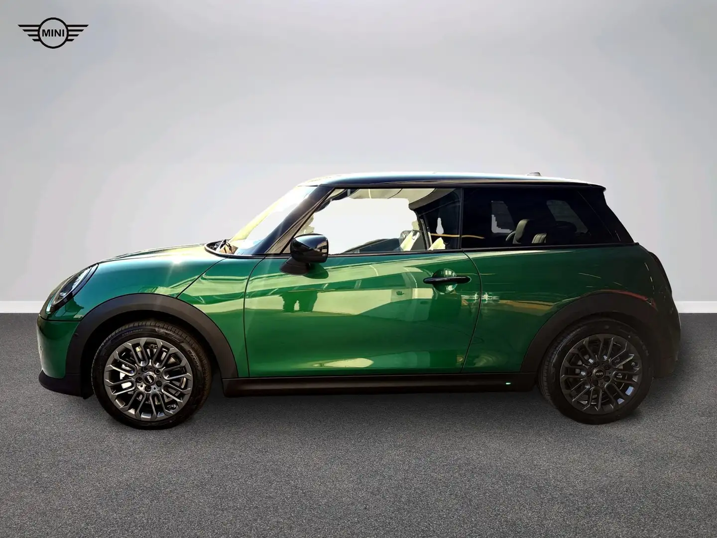 2026 MINI Cooper C, 176 km, Italien — Foto 3 z 12
