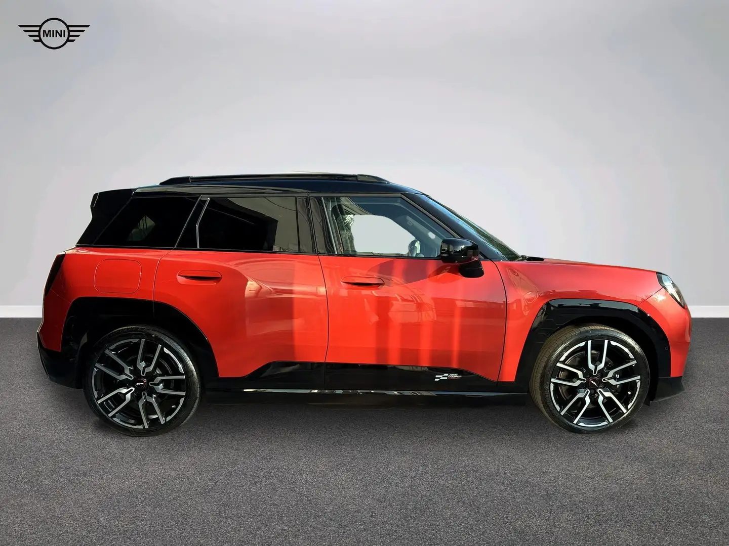 2026 MINI Aceman, 564 km, Italien — Foto 3 z 12