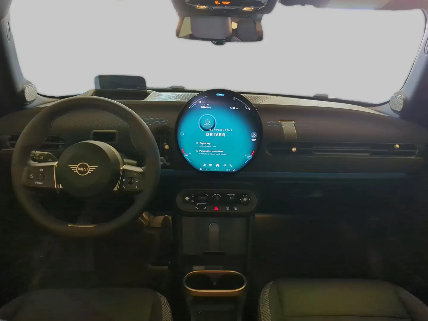 2026 MINI Cooper C, 442 km, Italien — Foto 11 z 12