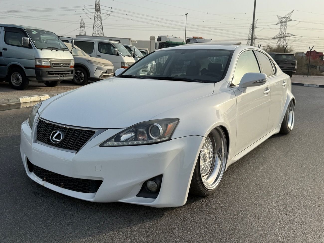 2009 Lexus IS250 PREMIER, weiß, 35.000 km, Import VAE — Foto 1
