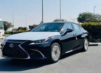 2025 Lexus ES300, weiß, 0 km, Import VAE — Foto 3 z 18