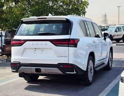 2026 Lexus LX 500, weiß, 0 km, Import VAE — Foto 5 z 19
