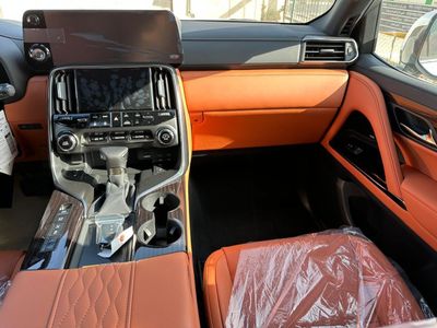 2026 Lexus LX600 VIP, weiß, 0 km, Import VAE — Foto 14 z 20