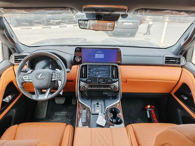 2026 Lexus LX700h, schwarz, 0 km, Import VAE — Foto 10 z 20