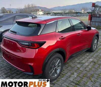 2026 Lexus LBX, rot, 0 km, Import VAE — Foto 4 z 6