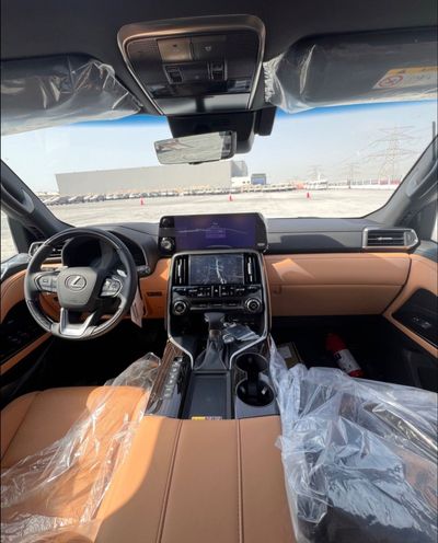 2026 Lexus LX600 PRESTIGE, schwarz, 0 km, Import VAE — Foto 10 z 21