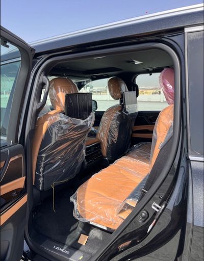 2026 Lexus LX600 PRESTIGE, schwarz, 0 km, Import VAE — Foto 11 z 21