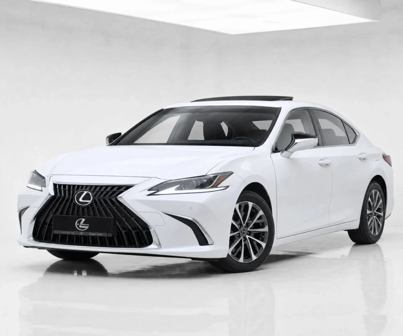 2023 Lexus ES350 PLATINUM, weiß, 97.000 km, Import VAE — Foto 1