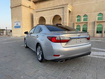 2016 Lexus ES350 PLATINUM, silber, 142.000 km, Import VAE — Foto 7 z 16