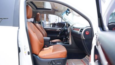 2017 Lexus GX460 PLATINUM, weiß, 214.000 km, Import VAE — Foto 10 z 16