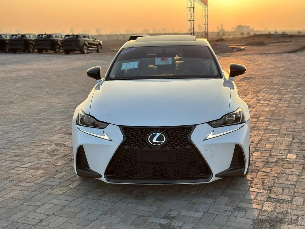 2014 Lexus IS250 PREMIER, weiß, 110.000 km, Import VAE — Foto 1 z 13 2014 Lexus IS250 PREMIER, weiß, 110.000 km, Import VAE — Foto 1 z 13