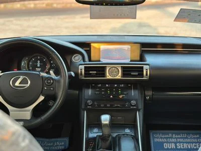 2014 Lexus IS250 PREMIER, weiß, 110.000 km, Import VAE — Foto 11 z 13