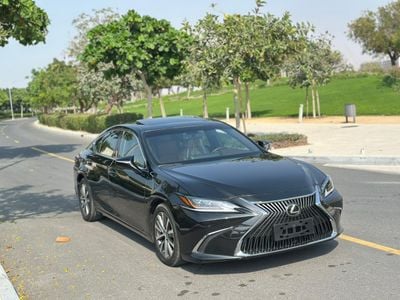 2019 Lexus ES350 PREMIER, schwarz, 93.000 km, Import VAE — Foto 3 z 13