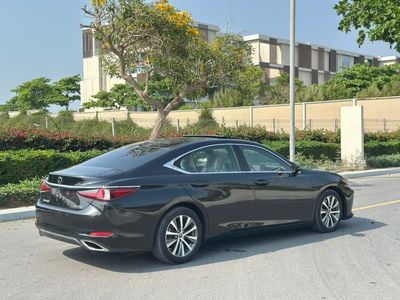 2019 Lexus ES350 PREMIER, schwarz, 93.000 km, Import VAE — Foto 5 z 13