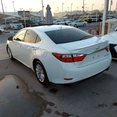2014 Lexus ES350 TITANIUM, weiß, 77.000 km, Import VAE — Foto 3 z 10