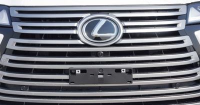 2026 Lexus LX700h VIP, weiß, 0 km, Import VAE — Foto 7 z 23