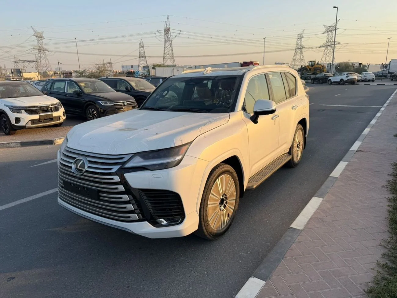 2026 Lexus LX600, weiß, 0 km, Import VAE — Foto 1