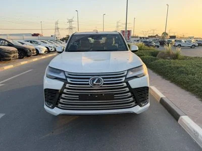 2026 Lexus LX600, weiß, 0 km, Import VAE — Foto 2 z 15