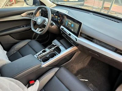 2024 Mg One LUX, grau, 0 km, Import VAE — Foto 13 z 21
