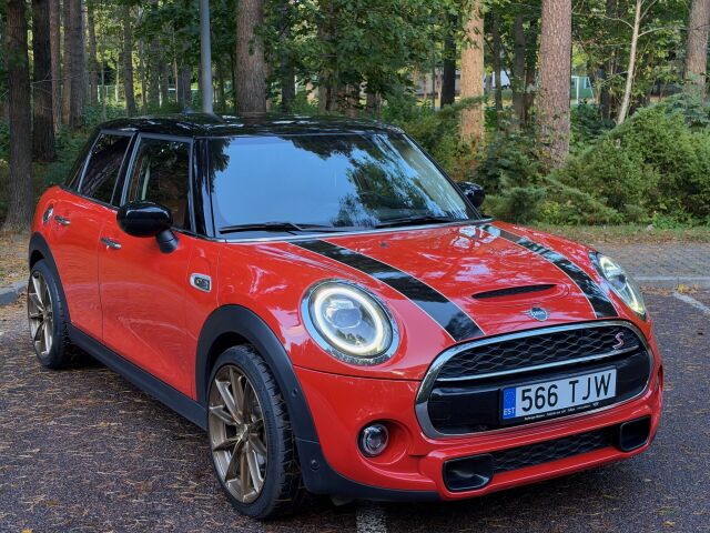 2020 MINI Cooper S, Estland — Foto 1
