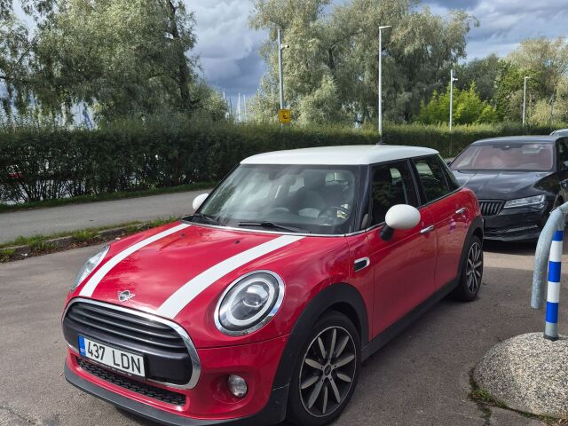 2019 MINI Cooper, Estland — Foto 1